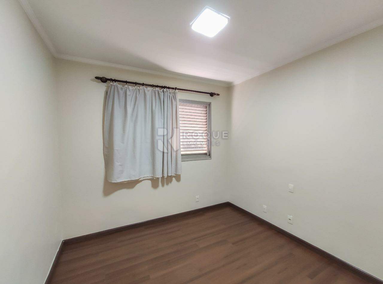 Apartamento para aluguel no bairro Centro: Dormitório 3