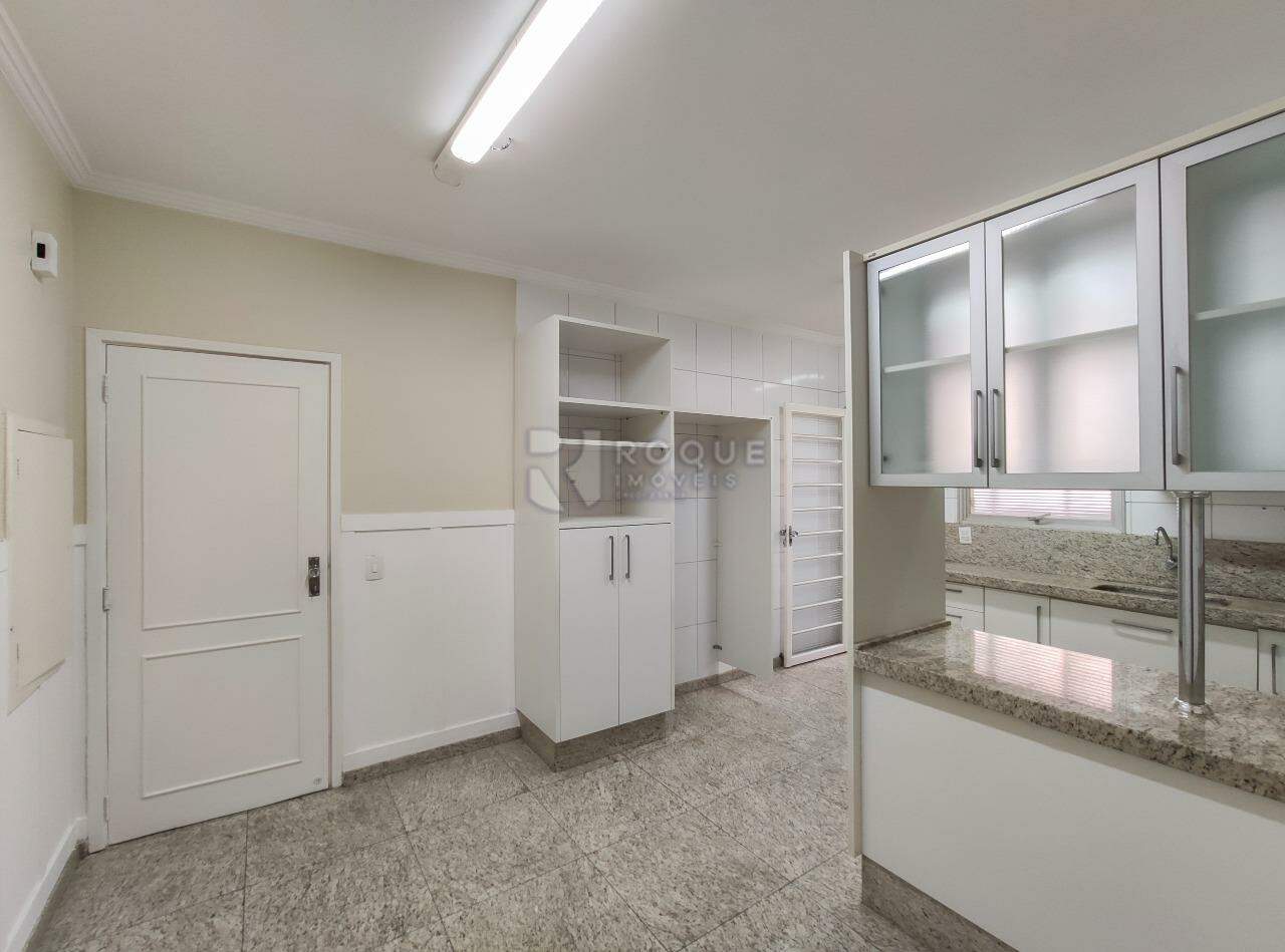 Apartamento para aluguel no bairro Centro: Cozinha 