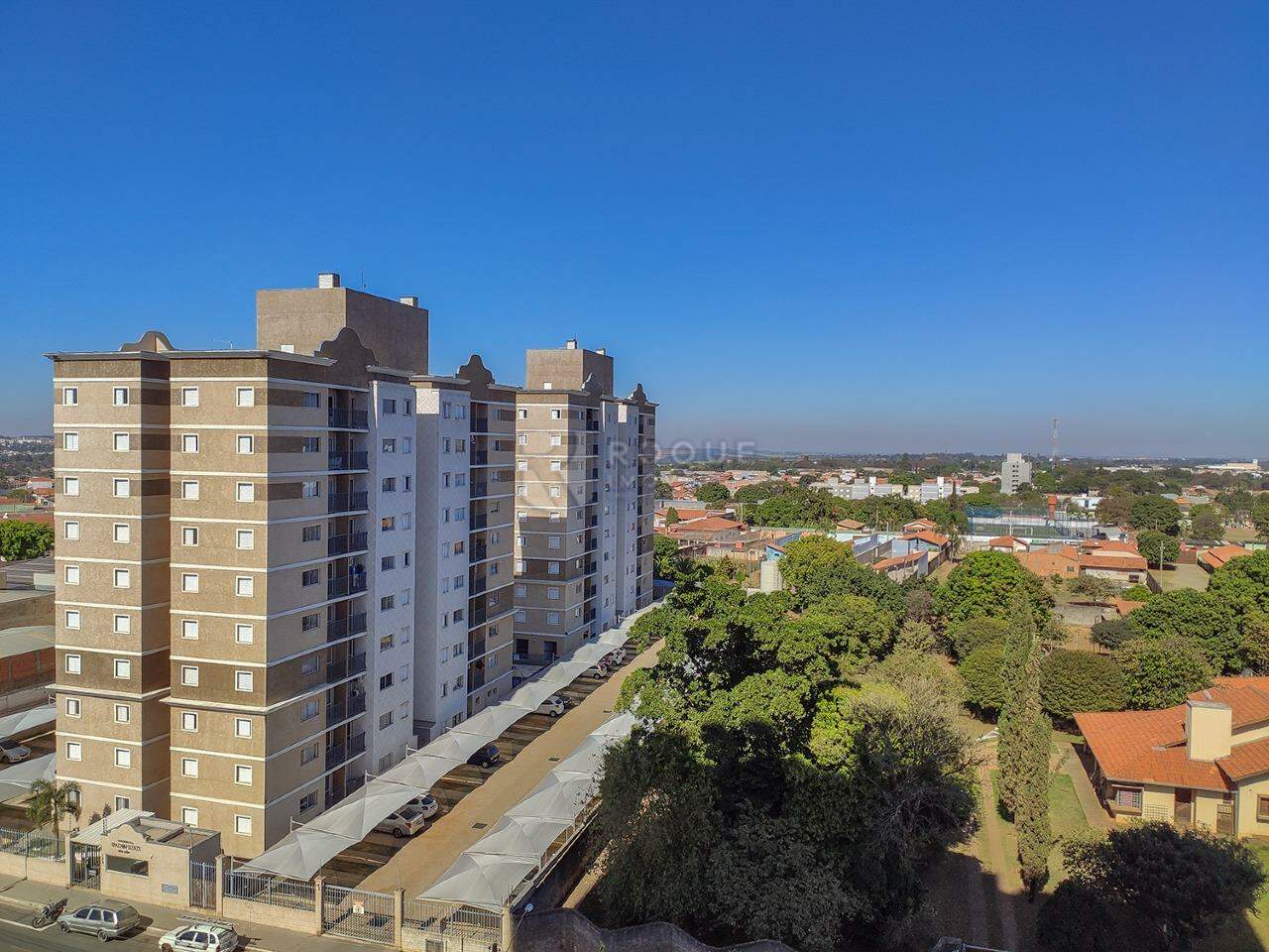 Apartamento para aluguel no bairro Chácaras Antonieta: Área do condomínio 