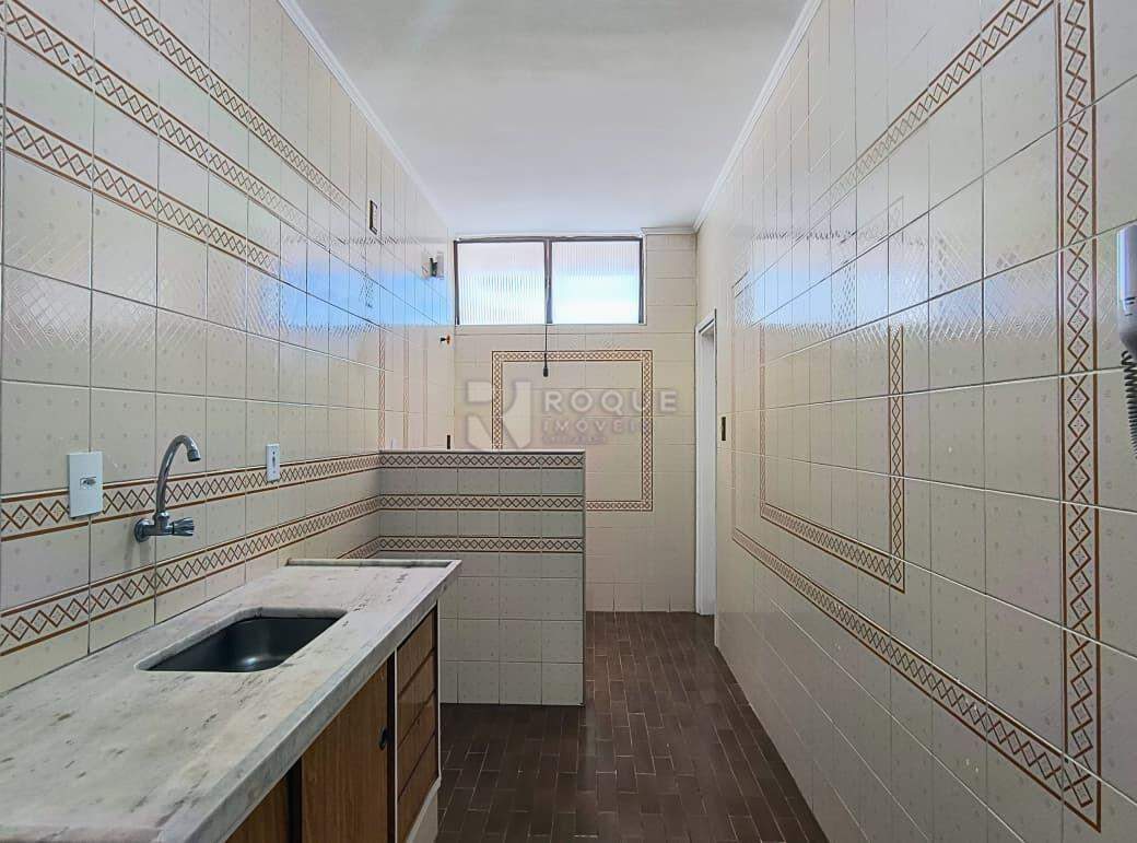 Apartamento para aluguel no bairro Centro: Cozinha 