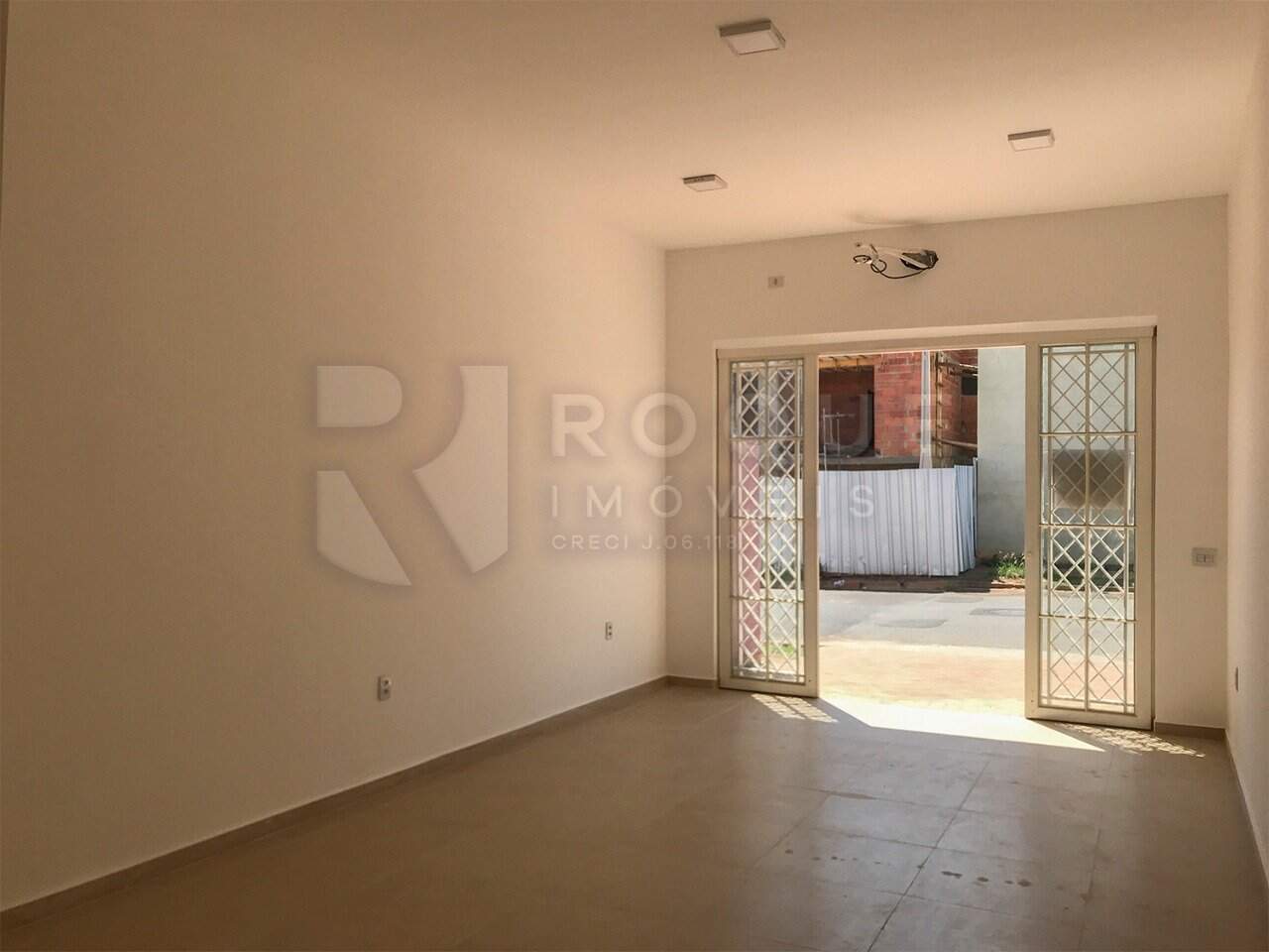 Salas/Conjuntos para aluguel no bairro Residencial Rubi: 
