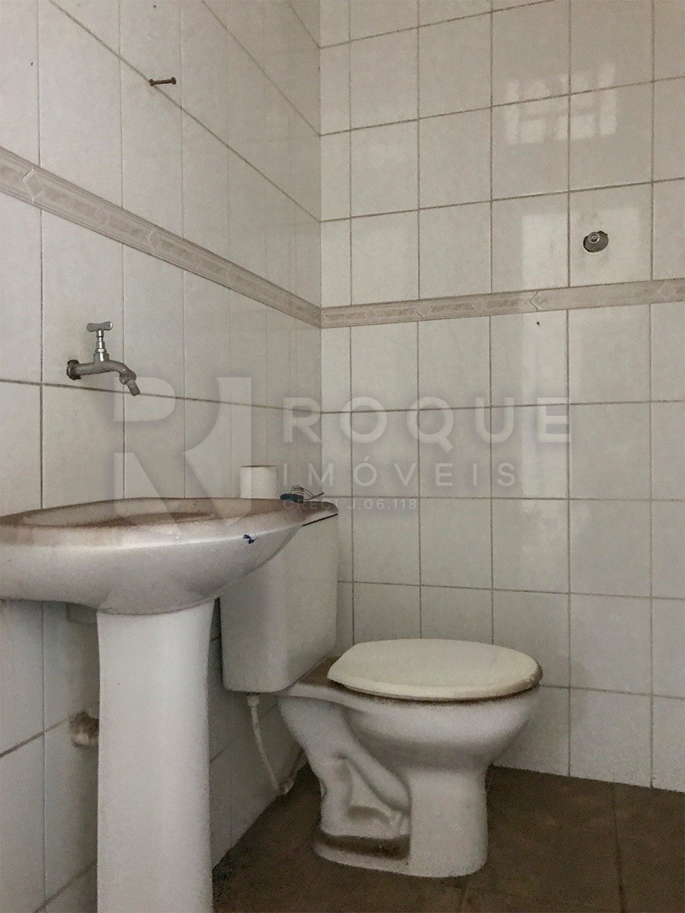 Salão para aluguel no bairro Centro: WC 1