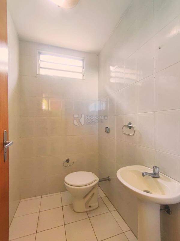 Casa Residencial para aluguel no bairro Vila Rocha: WC 4