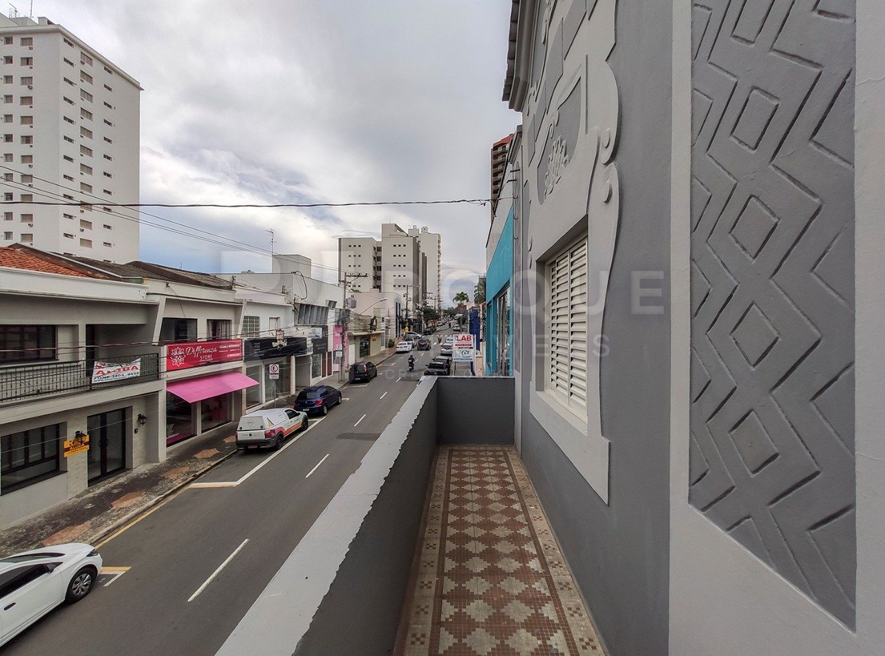 Casa Residencial para aluguel no bairro Centro: Sacada 