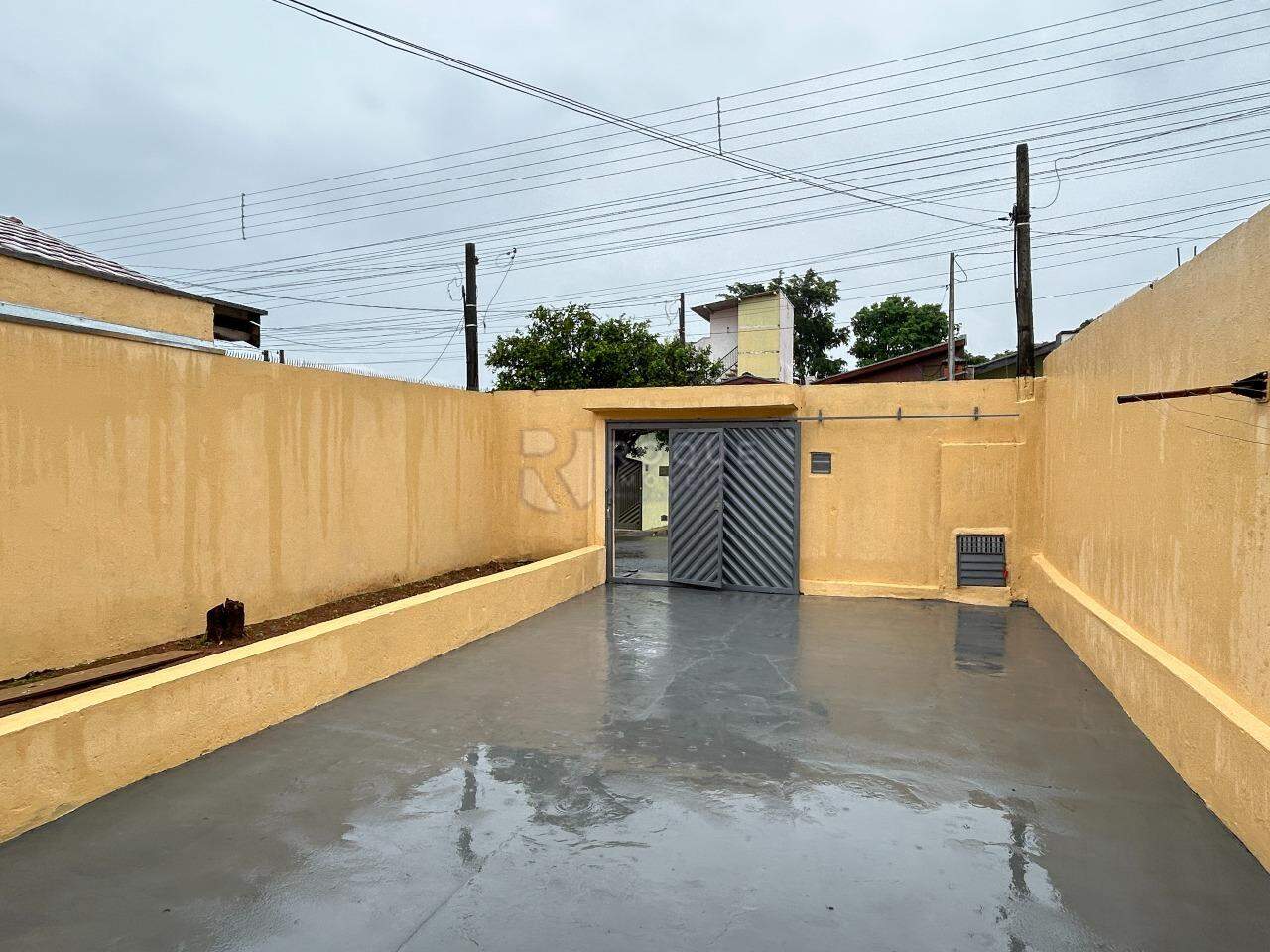 Casa Residencial para aluguel no bairro Jardim Residencial Dona Santina Paroli Peccinini: Frente 