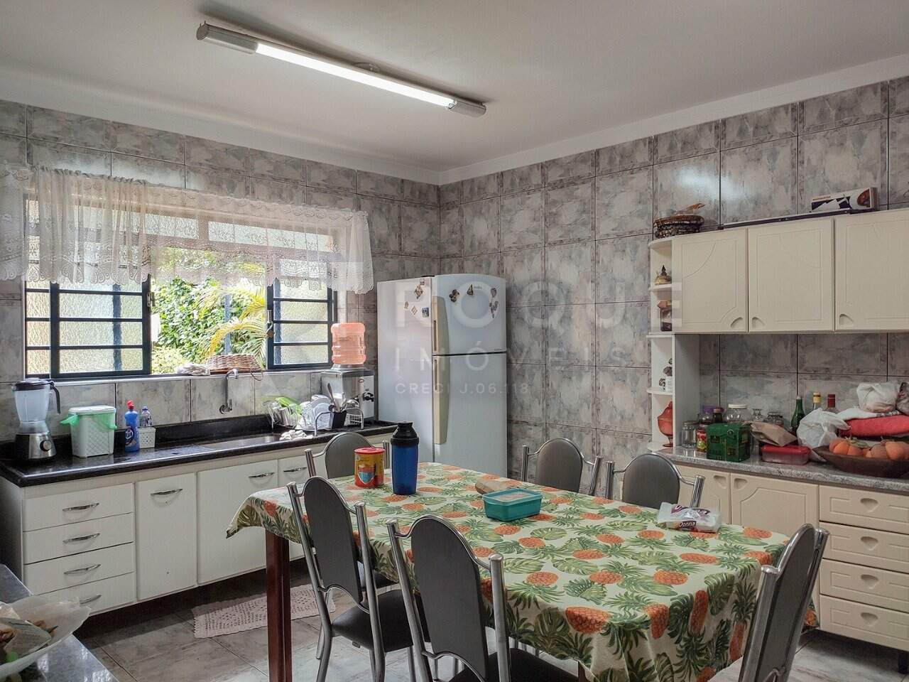 Chácara para aluguel no bairro Jardim do Lago: Cozinha / Salão