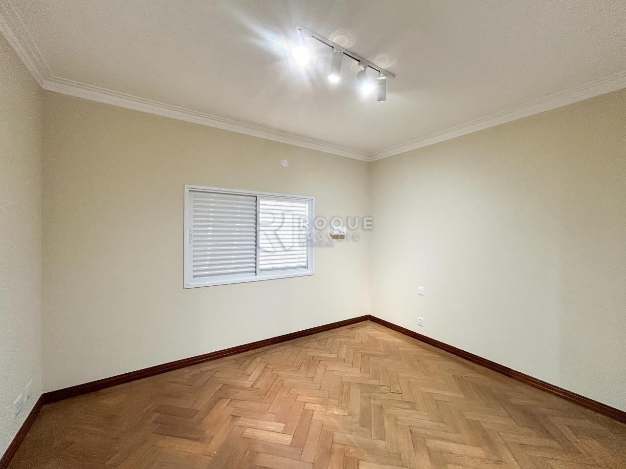 Casa Comercial para aluguel no bairro Jardim Mercedes: Sala 6