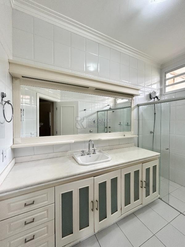 Casa Comercial para aluguel no bairro Jardim Mercedes: WC social 1