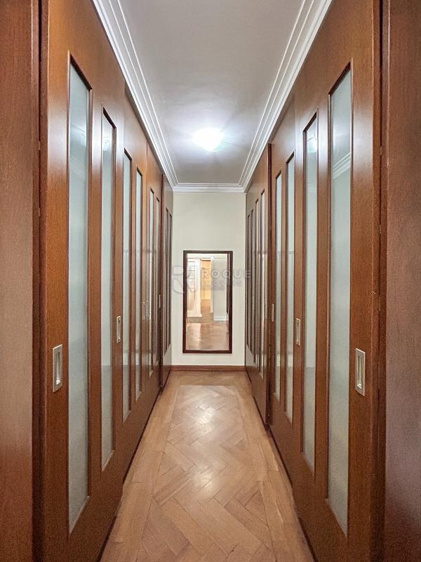 Casa Comercial para aluguel no bairro Jardim Mercedes: Closet sala 6