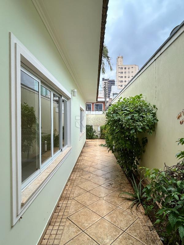 Casa Comercial para aluguel no bairro Jardim Mercedes: Corredor 