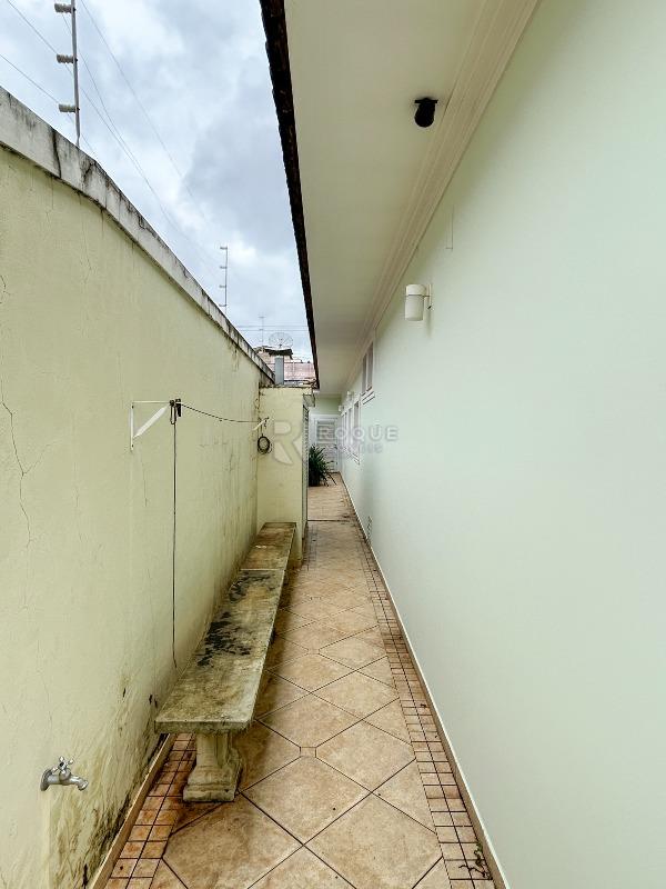 Casa Comercial para aluguel no bairro Jardim Mercedes: Corredor 2