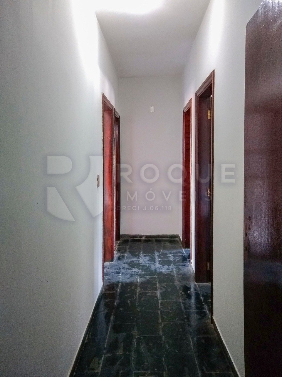 Salas/Conjuntos para aluguel no bairro Jardim Ouro Verde: Hall