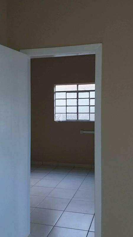 Casa Comercial para aluguel no bairro VILA NOVA BRASILIA: Sala 02