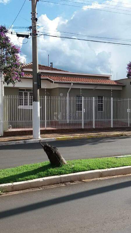 Casa Comercial para aluguel no bairro VILA NOVA BRASILIA: Fachada