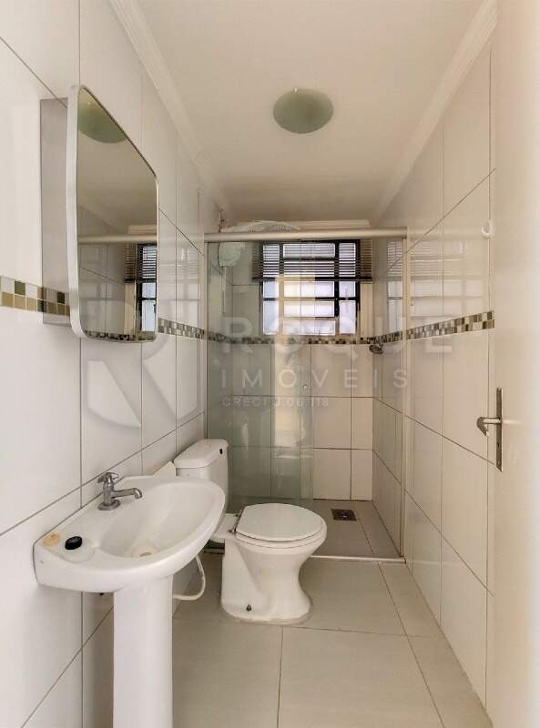 Apartamento para aluguel no bairro Itaipu: WC 