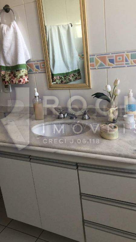 Apartamento à venda no bairro Centro: 