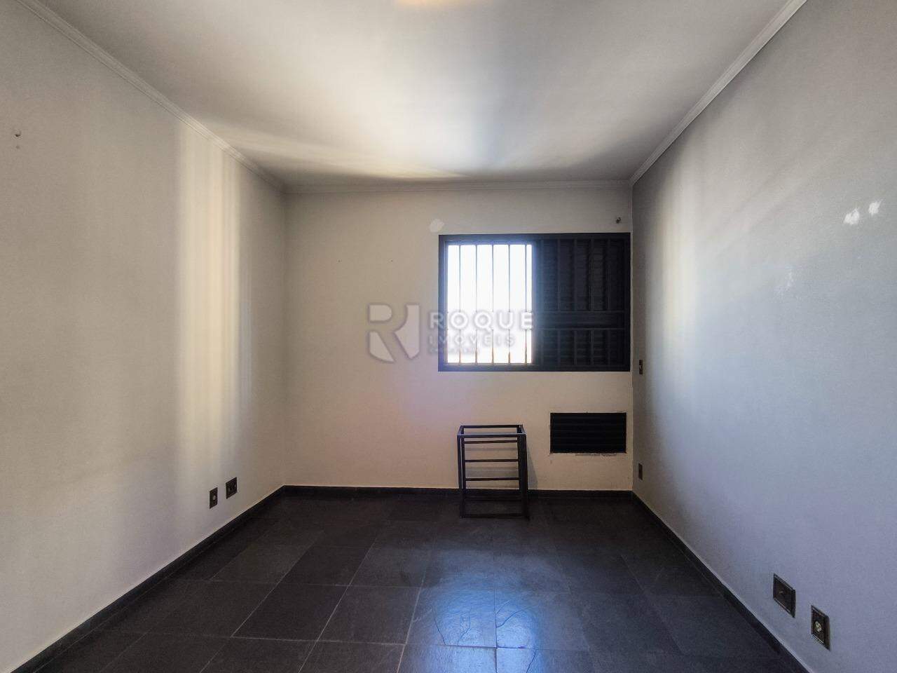 Apartamento à venda no bairro Centro: SUÍTE 1