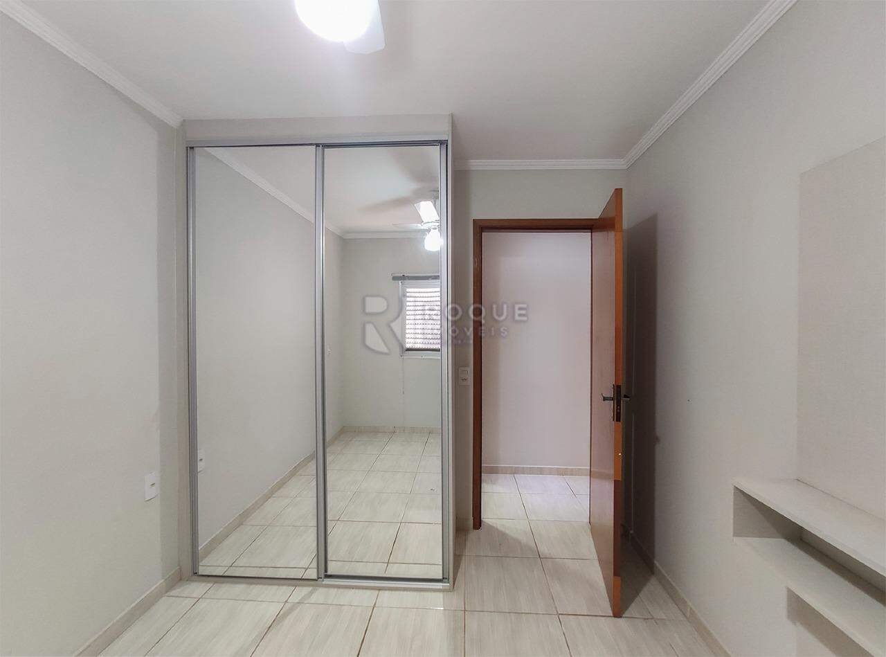 Apartamento para aluguel no bairro Chácaras Antonieta: Dormitório 1