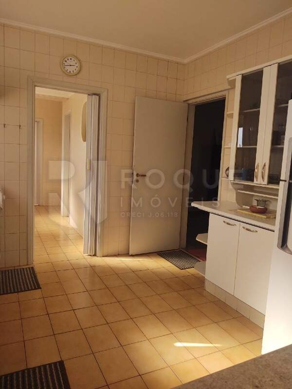 Apartamento à venda no bairro Centro: 