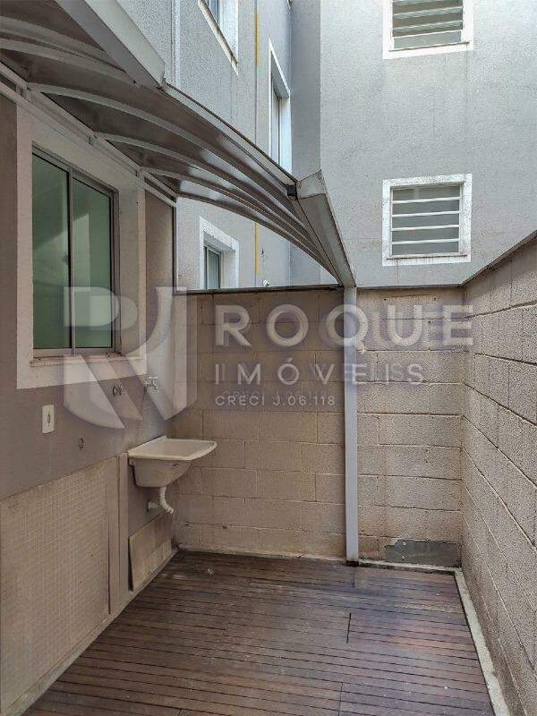 Apartamento à venda no bairro Jardim do Lago: 