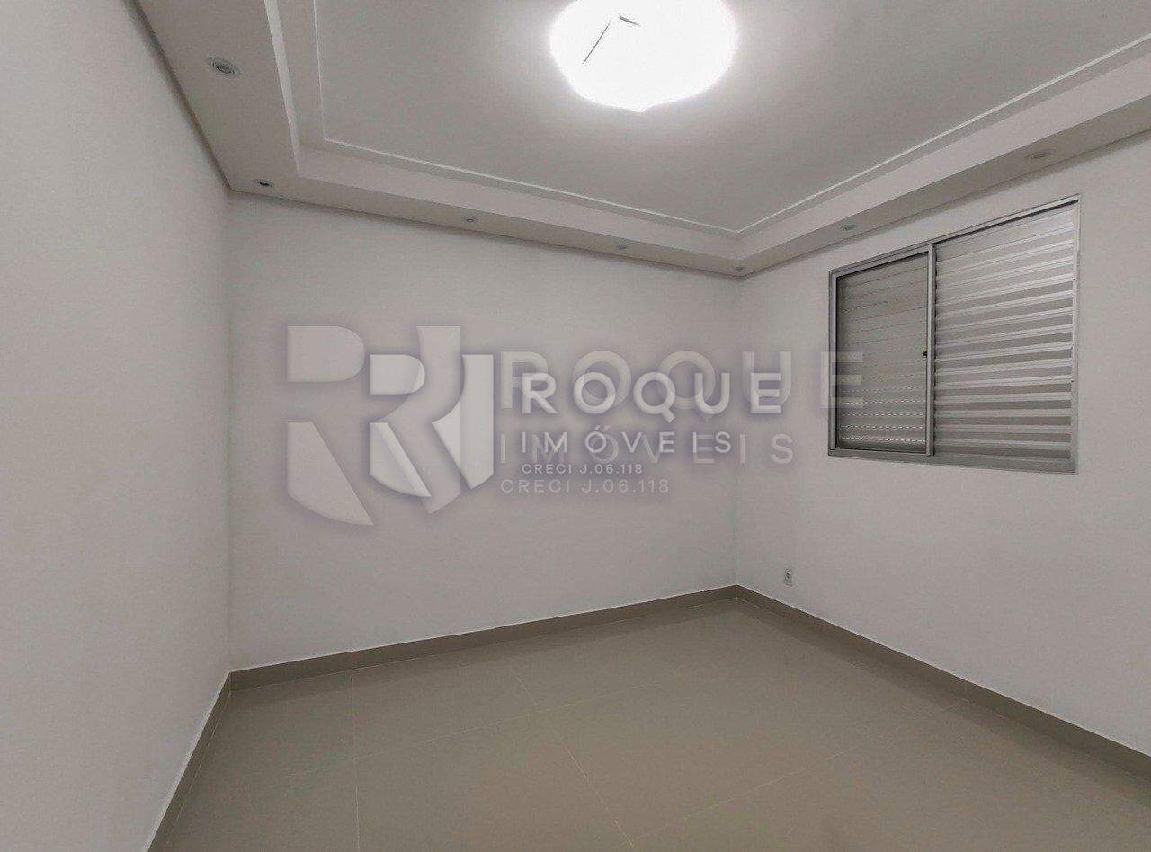 Apartamento à venda no bairro Jardim do Lago: