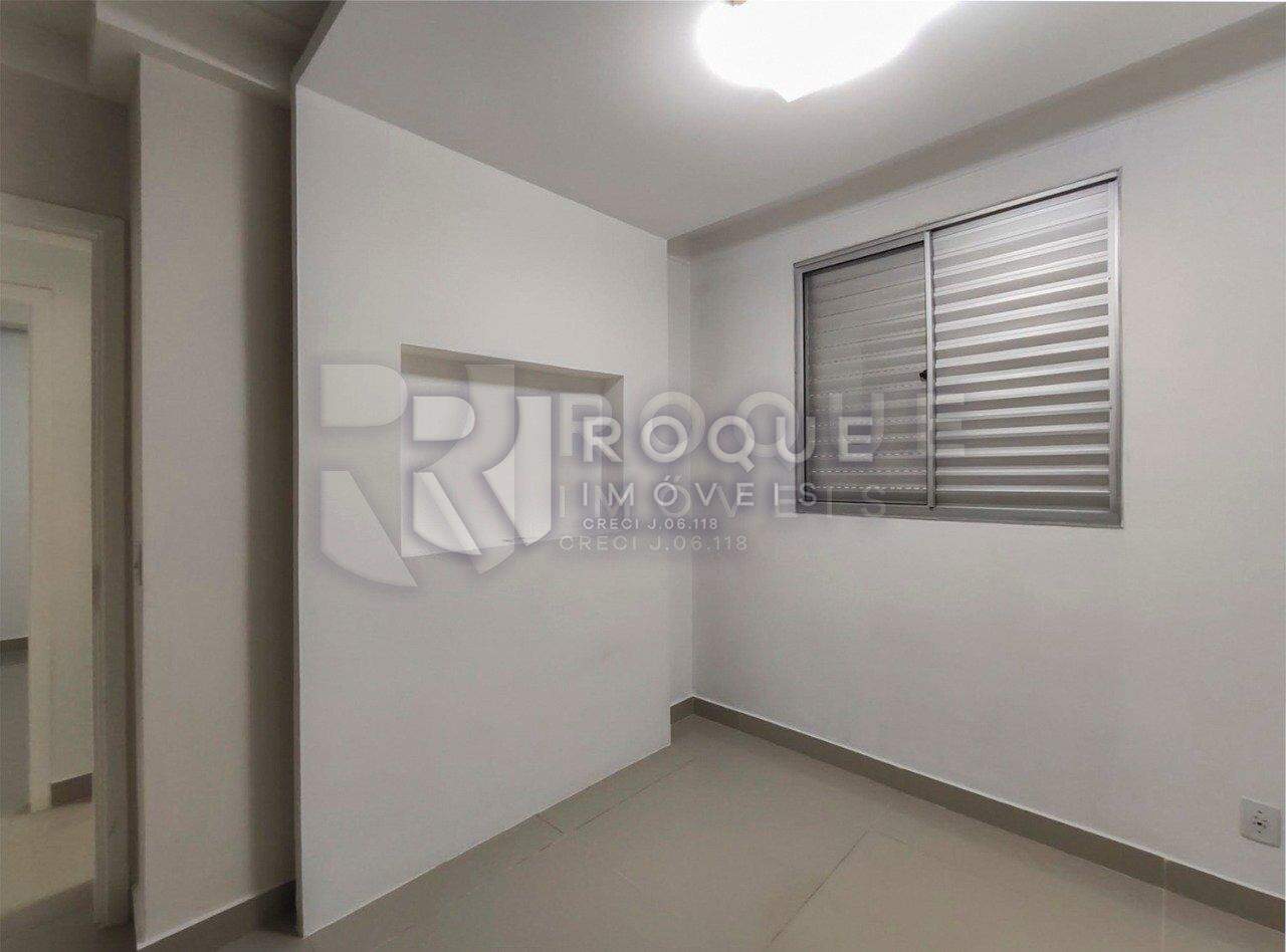 Apartamento à venda no bairro Jardim do Lago: