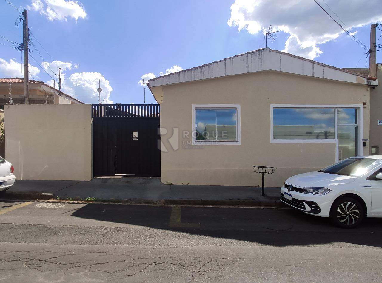 Casa Residencial para aluguel no bairro Vila Claudia: Fachada 