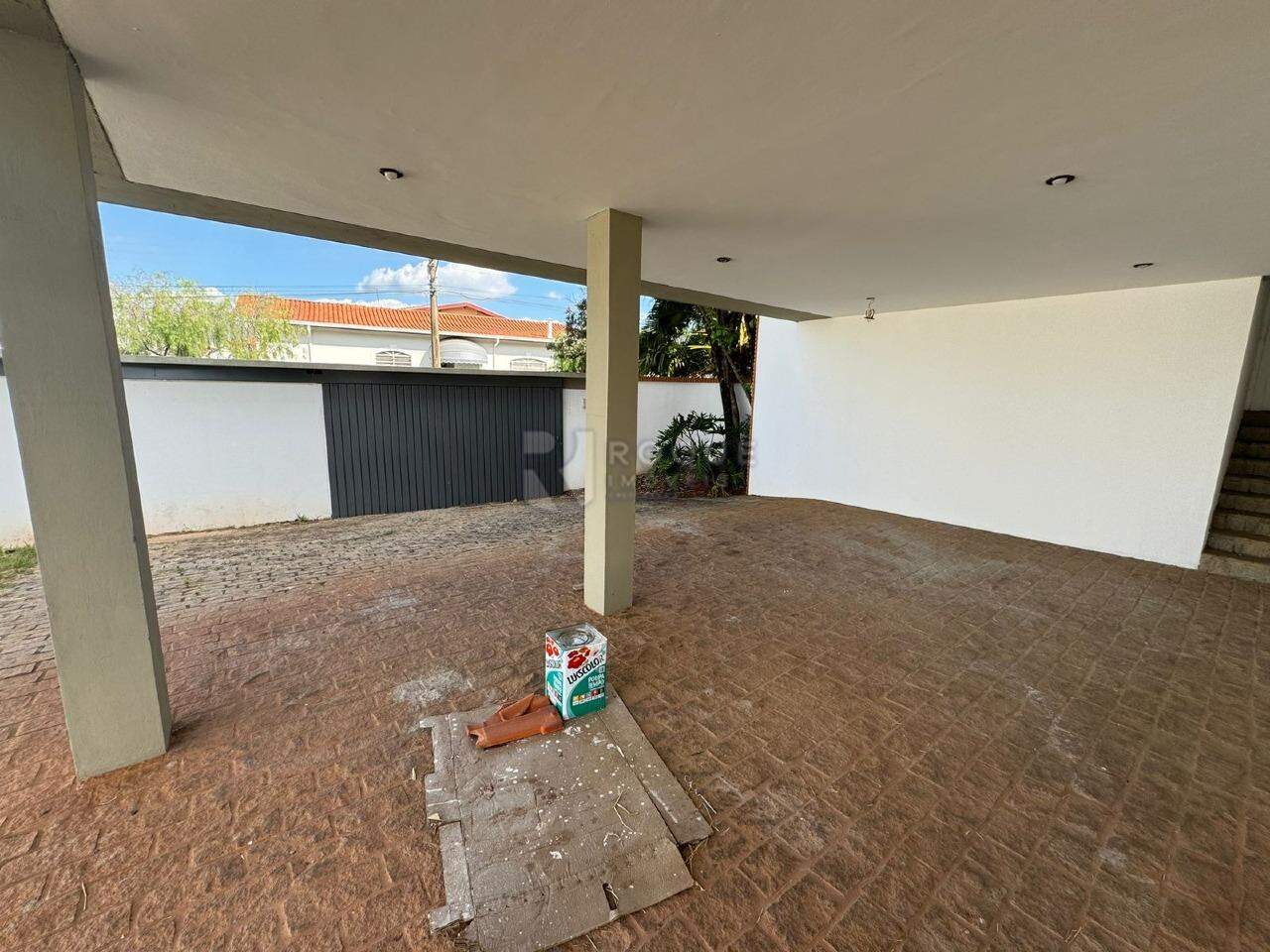 Casa em condomínio à venda no bairro Jardim Florença: GARAGEM