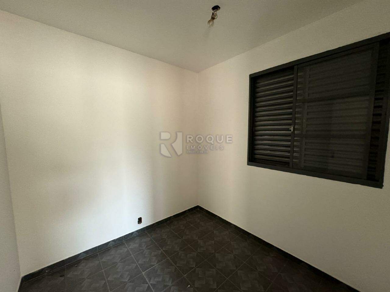 Casa em condomínio à venda no bairro Jardim Florença: DEPENDÊNCIA EMPREGADA