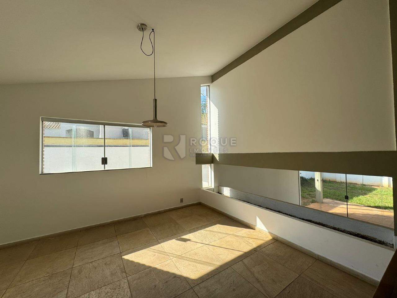 Casa em condomínio à venda no bairro Jardim Florença: SALA DE JANTAR