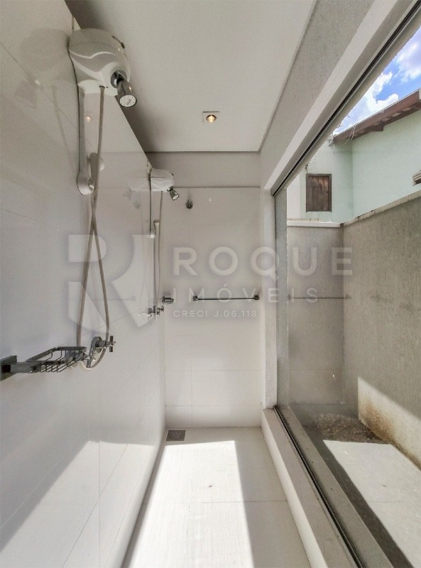 Casa Residencial à venda no bairro Jardim Colinas de São João: 