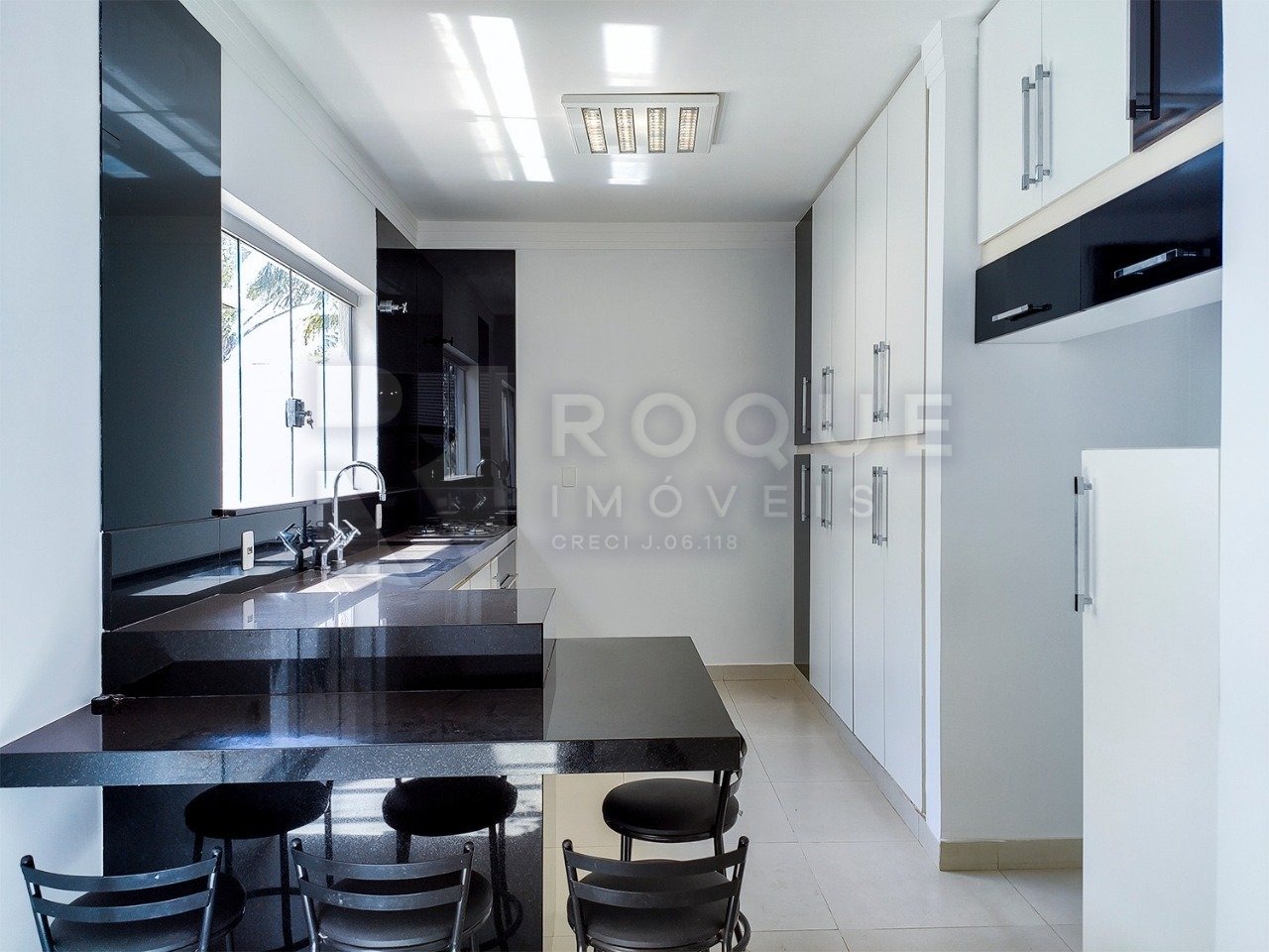 Casa Residencial à venda no bairro Jardim Colinas de São João: 