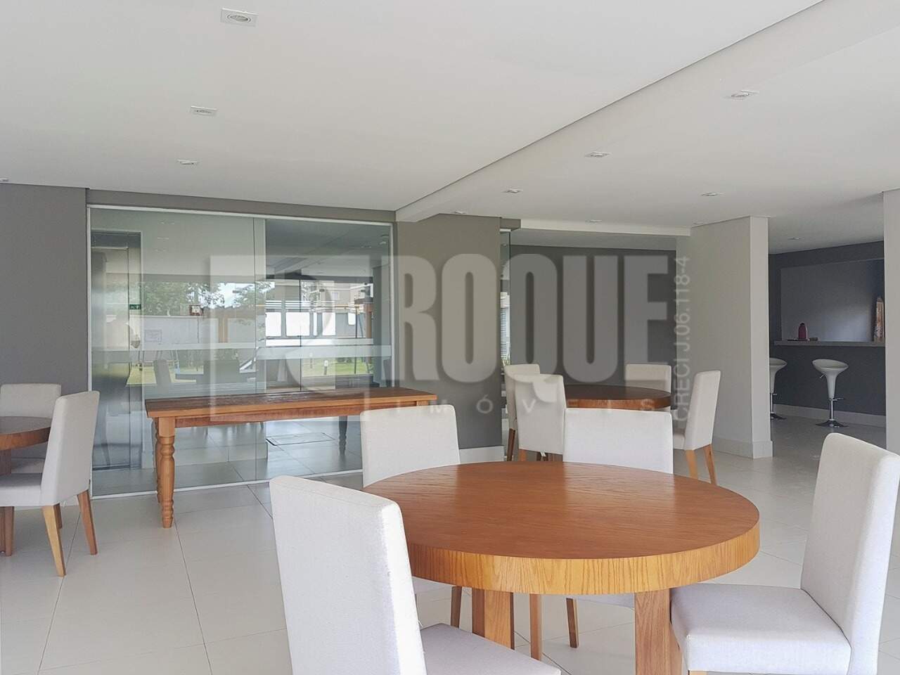 Apartamento à venda no bairro Chácaras Antonieta: 