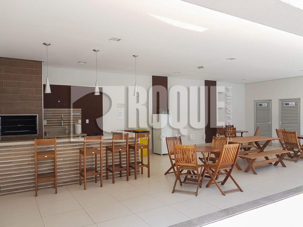 Apartamento à venda no bairro Chácaras Antonieta: 
