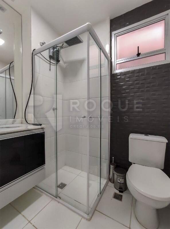 Apartamento à venda no bairro Chácaras Antonieta: 