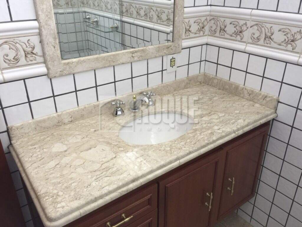 Casa em condomínio à venda no bairro Jardim Monte Carlo: