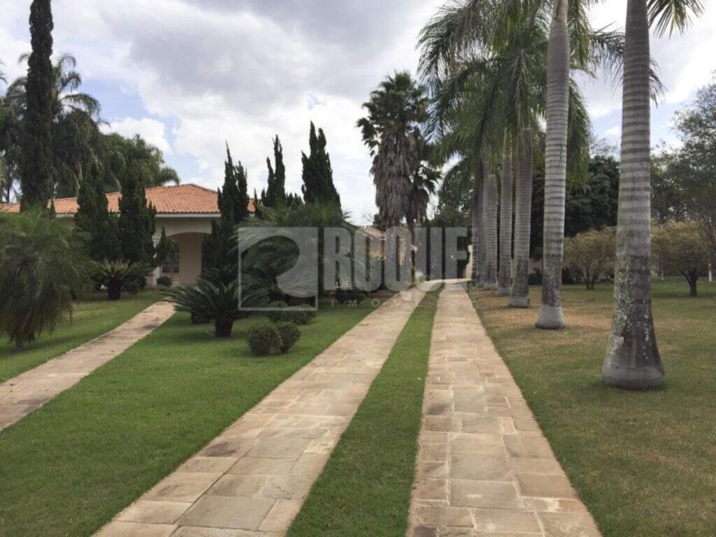 Casa em condomínio à venda no bairro Jardim Monte Carlo: