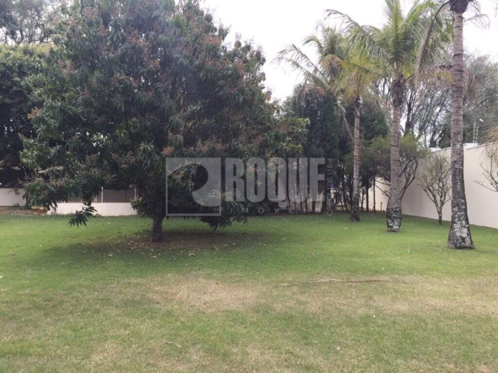 Casa em condomínio à venda no bairro Jardim Monte Carlo: