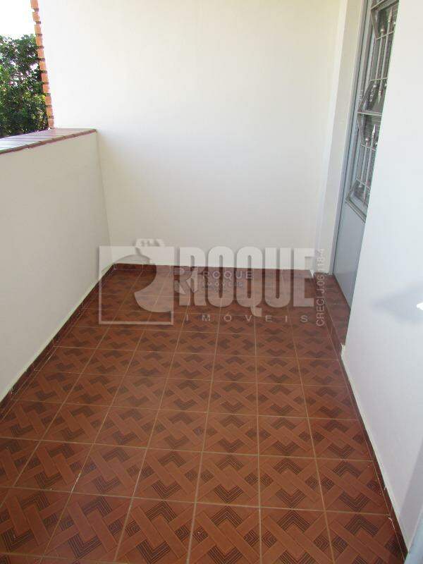 Casa Residencial para aluguel no bairro Vila Rocha: Hall de acesso