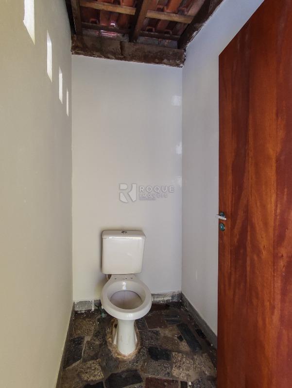 Casa Residencial à venda no bairro Jardim Novo Horizonte: BANHEIRO SOCIAL EXTERNO