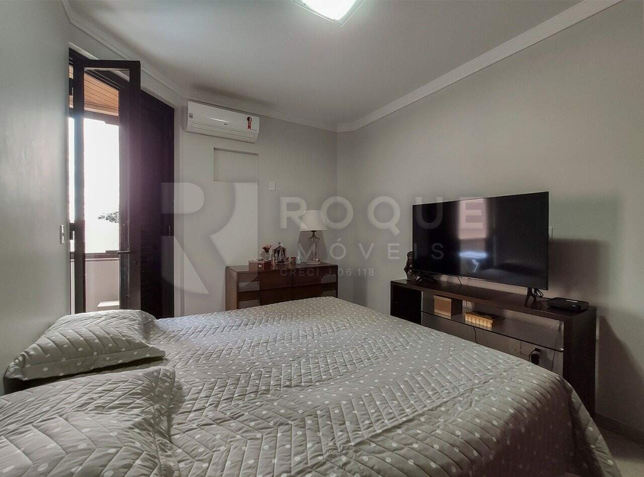 Apartamento à venda no bairro Centro:
