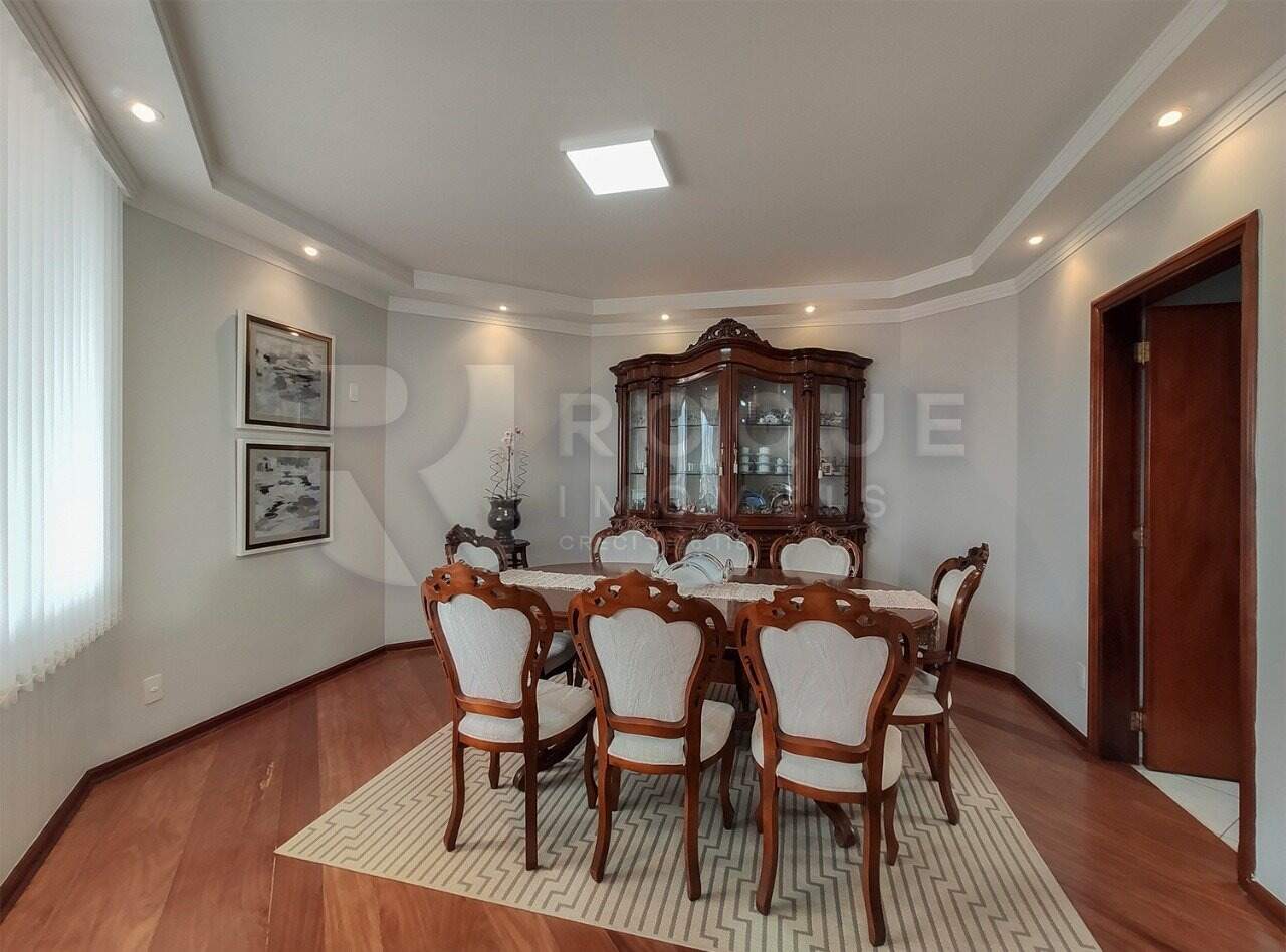 Apartamento à venda no bairro Centro: