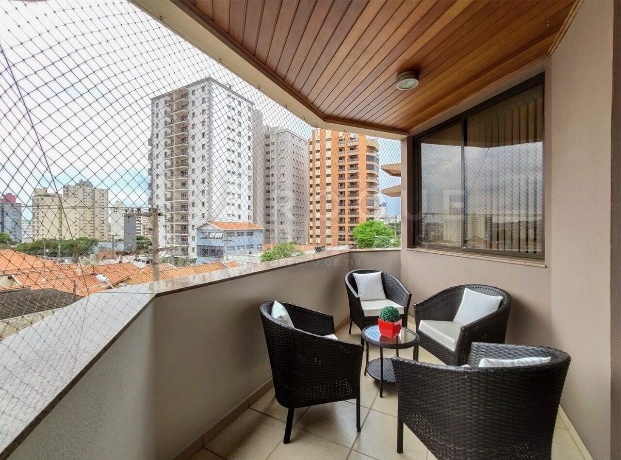 Apartamento à venda no bairro Centro: