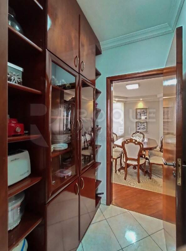 Apartamento à venda no bairro Centro: