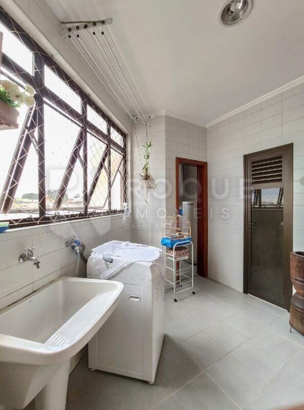 Apartamento à venda no bairro Centro: