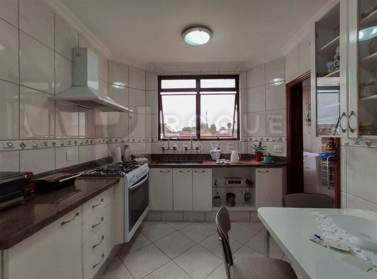 Apartamento à venda no bairro Centro: 