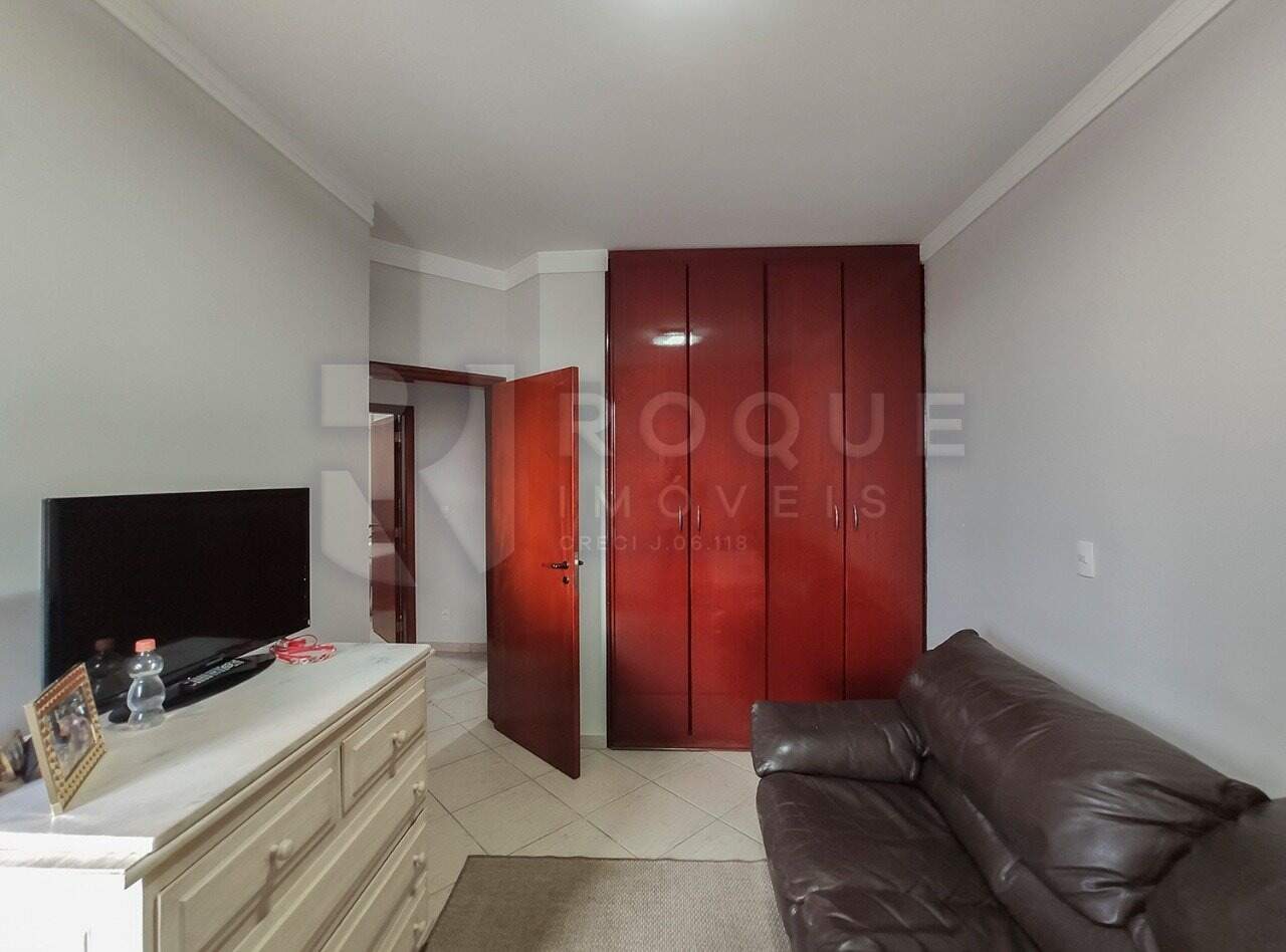 Apartamento à venda no bairro Centro: