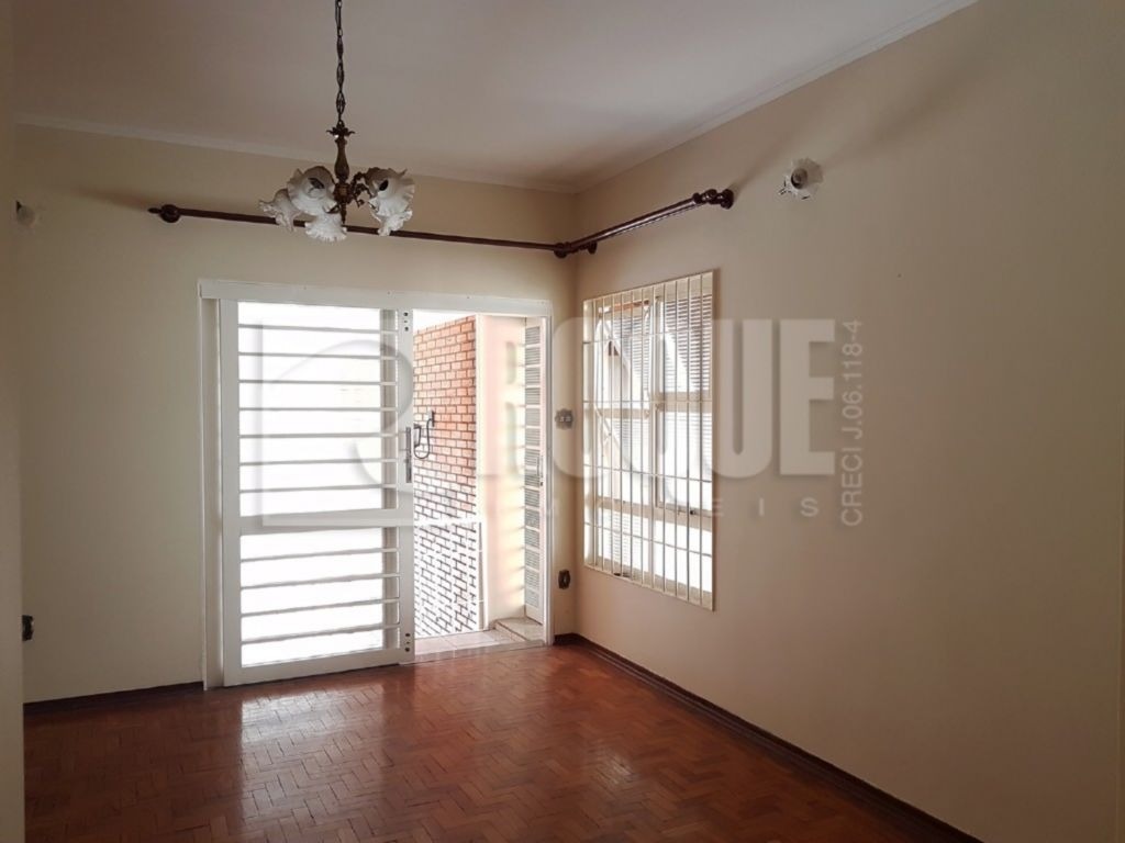 Casa Residencial à venda no bairro Centro: 