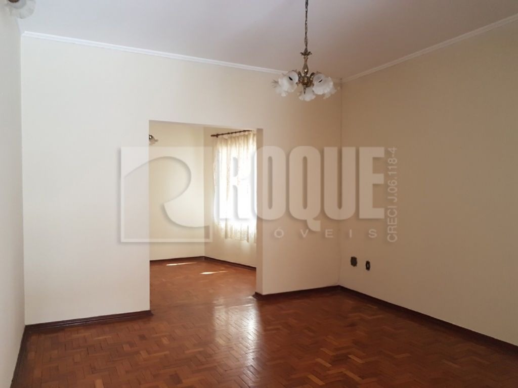 Casa Residencial à venda no bairro Centro: 