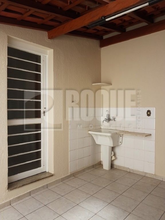 Casa Residencial à venda no bairro Centro: 